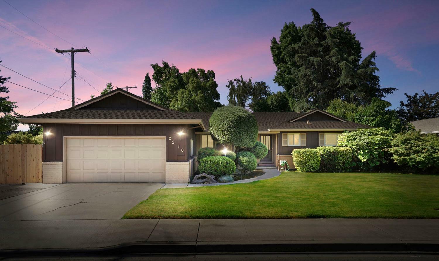 Property Photo:  2210 W Lodi Avenue  CA 95242 