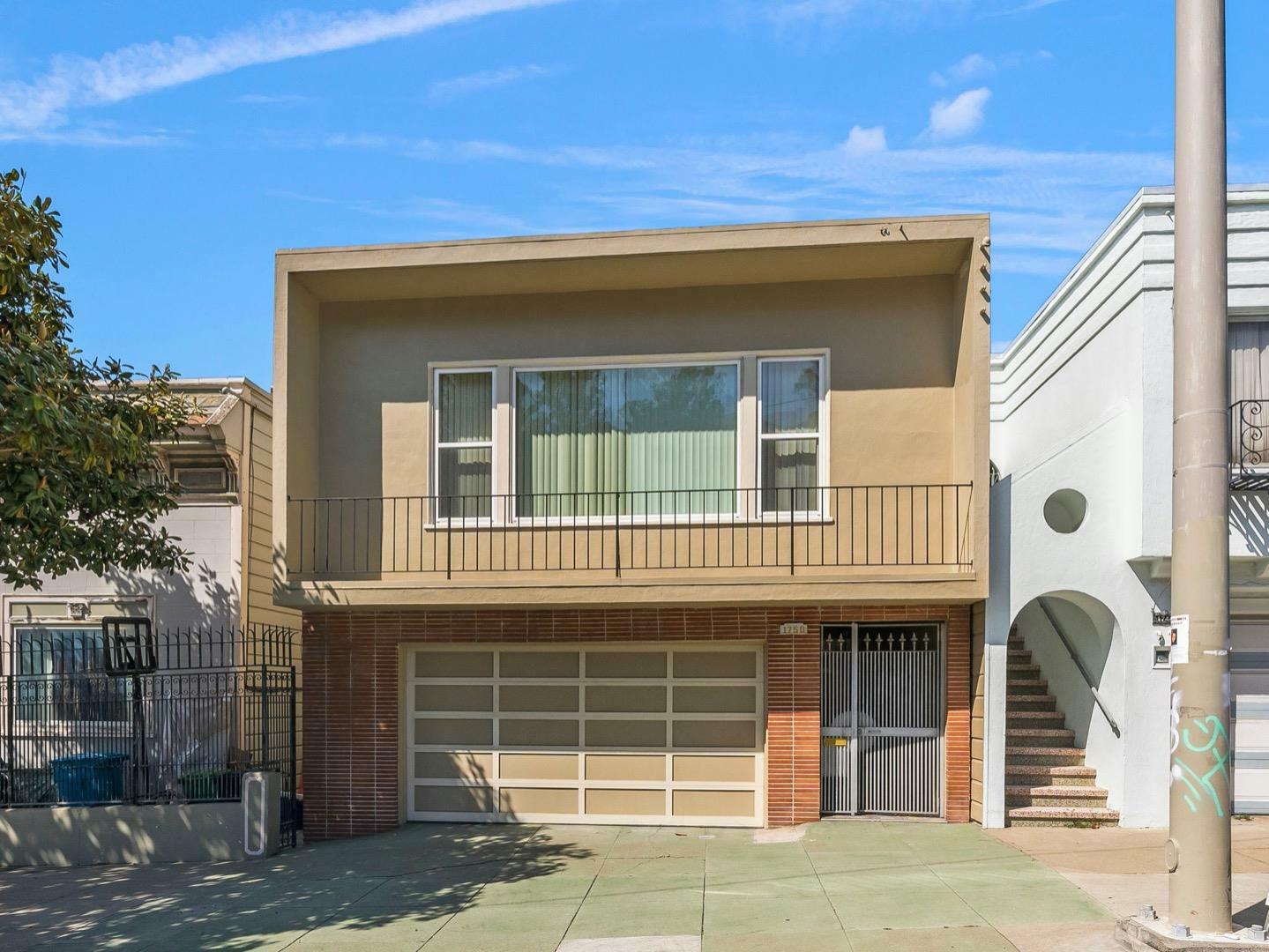 Property Photo:  1750 Palou Avenue  CA 94124 