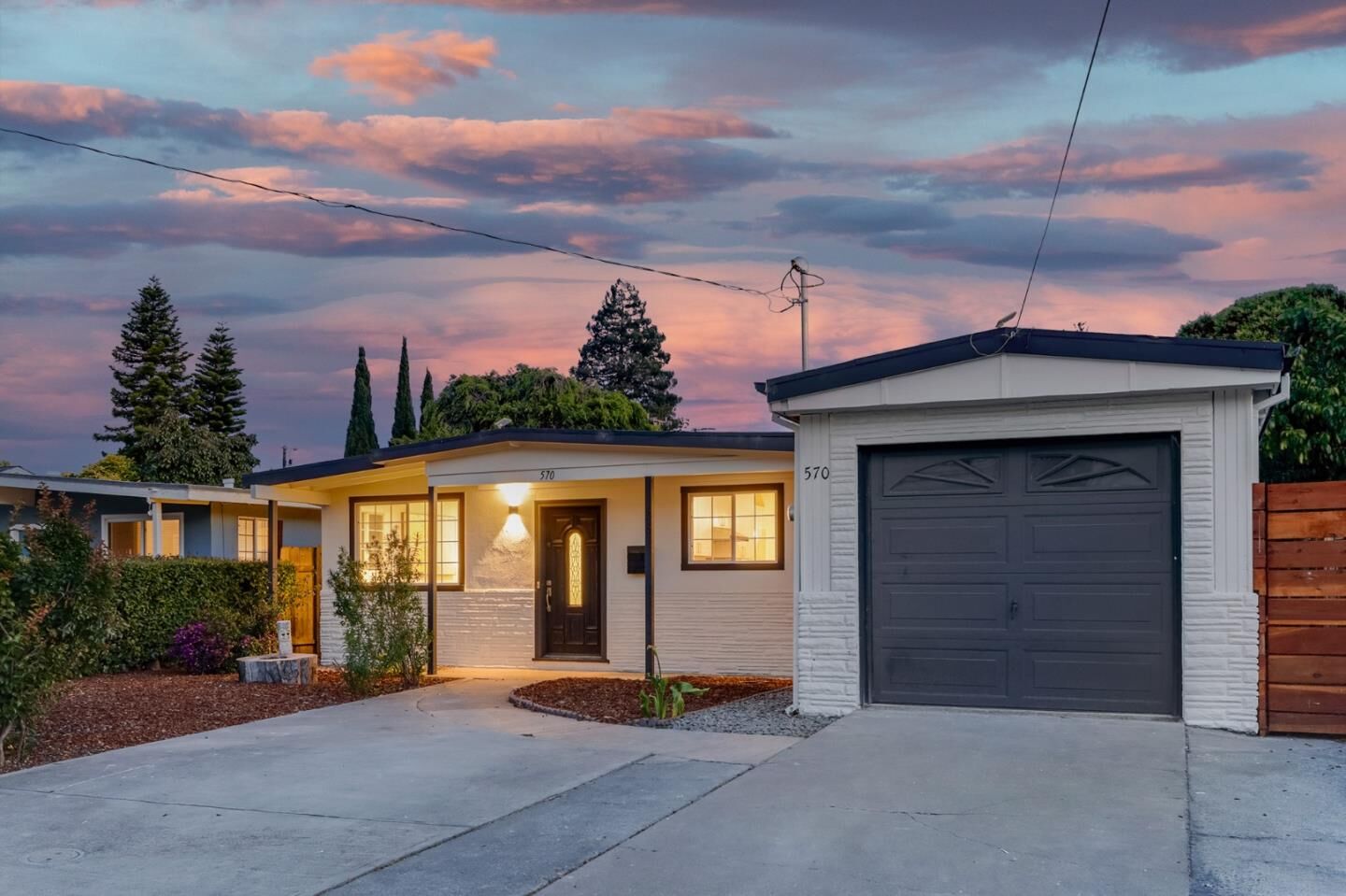 Property Photo:  570 East Duane Avenue  CA 94085 