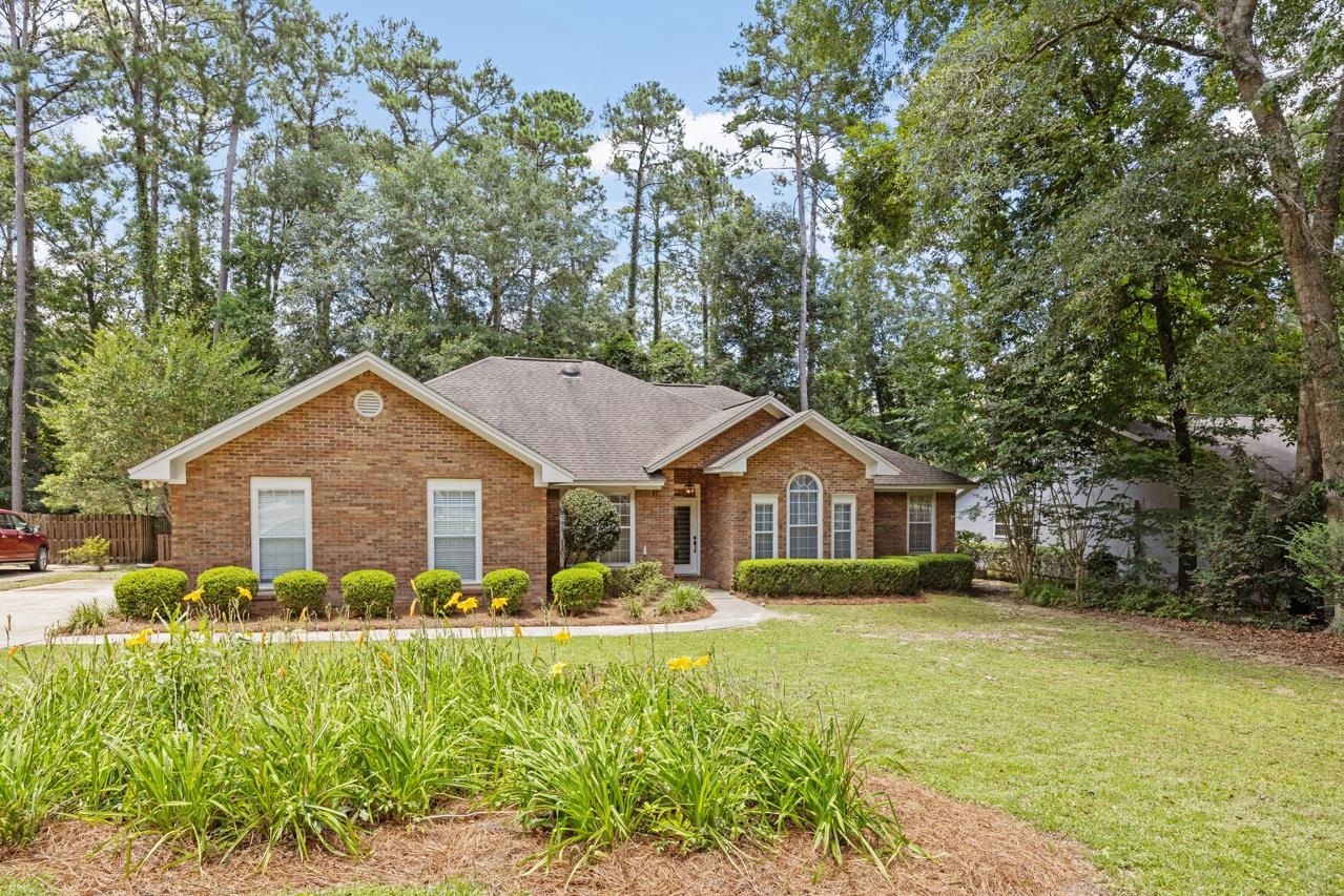 Property Photo:  1828 Log Ridge Trail  FL 32312 