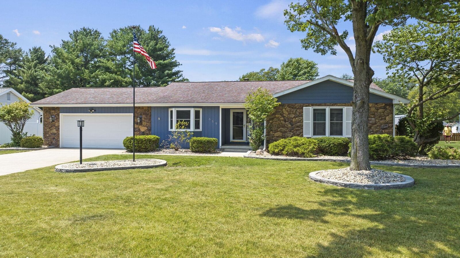 Property Photo:  659 Heritage Lane  IN 46582 