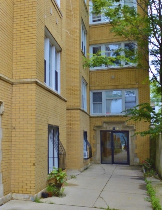 Property Photo:  3108 W Walton Street 2B  IL 60622 