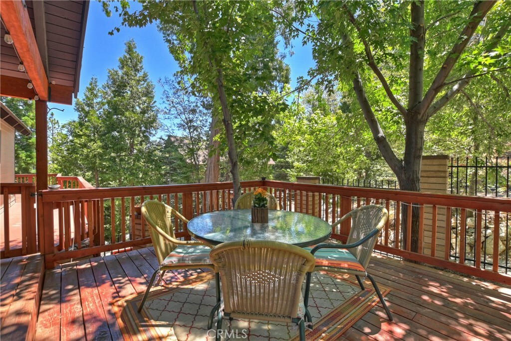 Property Photo: 339 Shasta Drive CA 92352