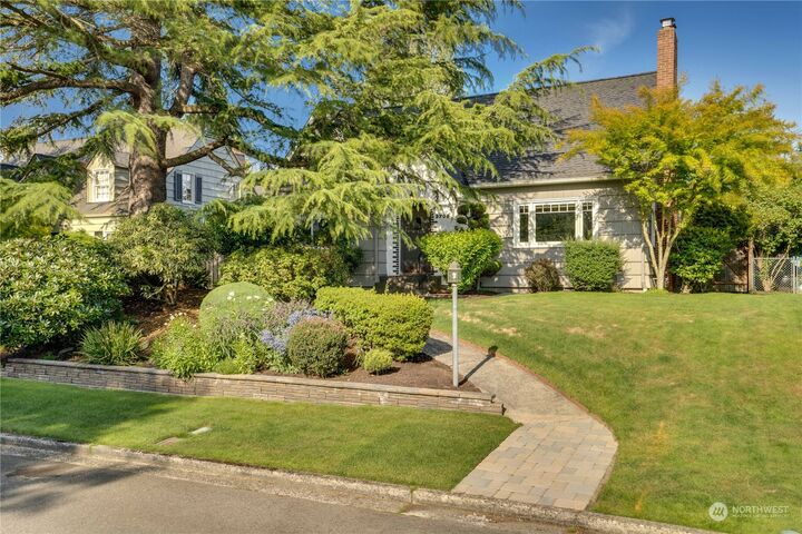 Property Photo:  3709 N Madison Street  WA 98407 