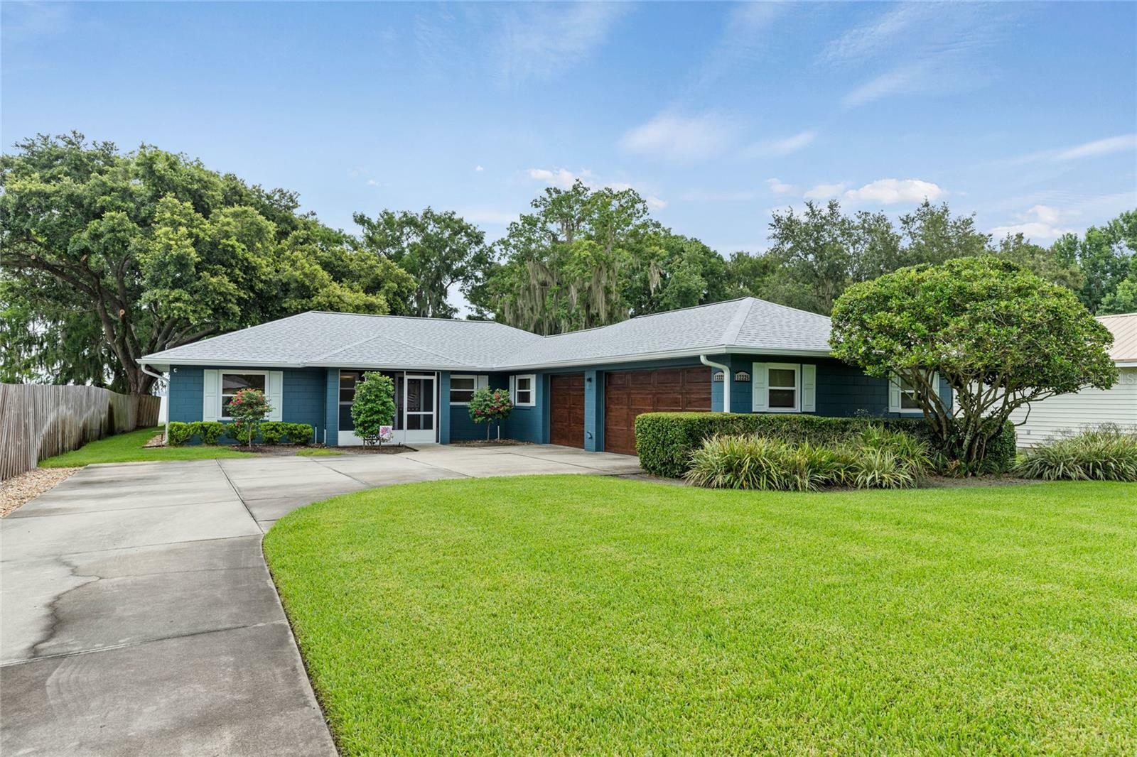 Property Photo:  12225 Virginia Drive  FL 34788 