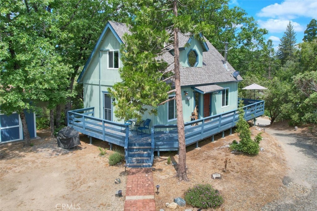 Property Photo:  39303 Manzanita Drive  CA 93644 