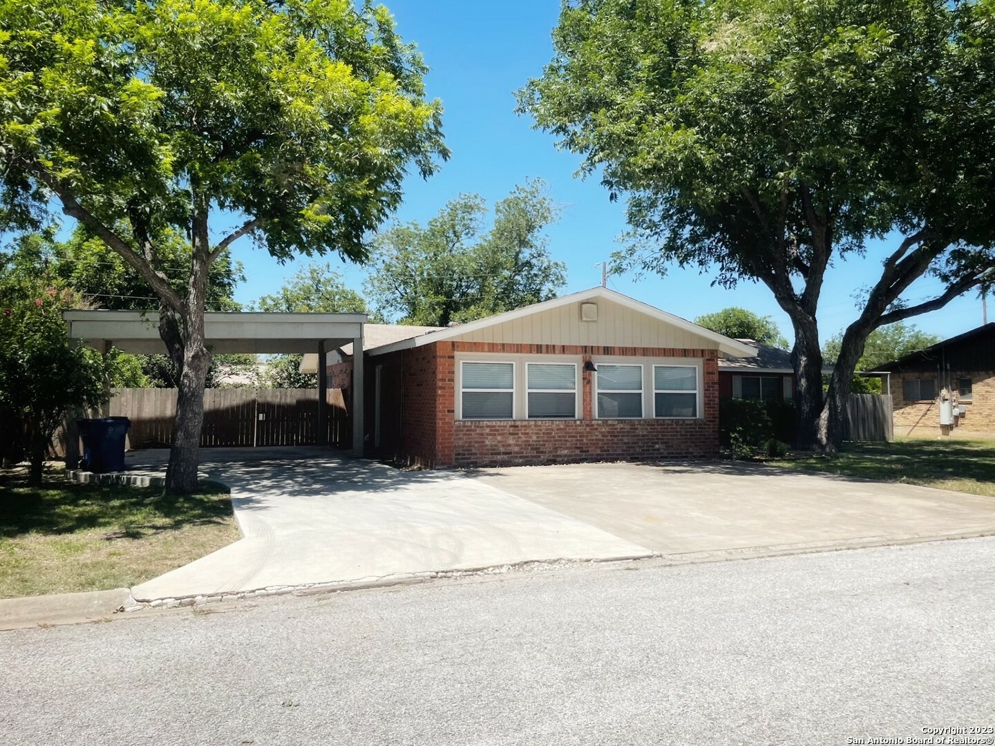 Property Photo:  103 Cynthia Dr  TX 78028 