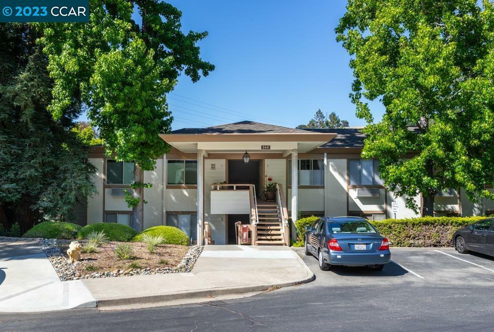 Property Photo: 3441 Tice Creek Dr 4 CA 94595
