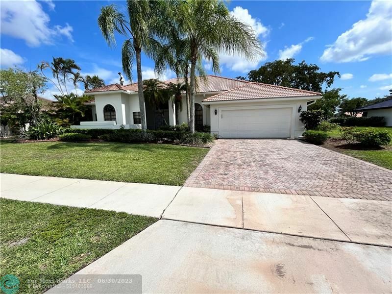 Property Photo:  11145 Boca Woods Ln  FL 33428 