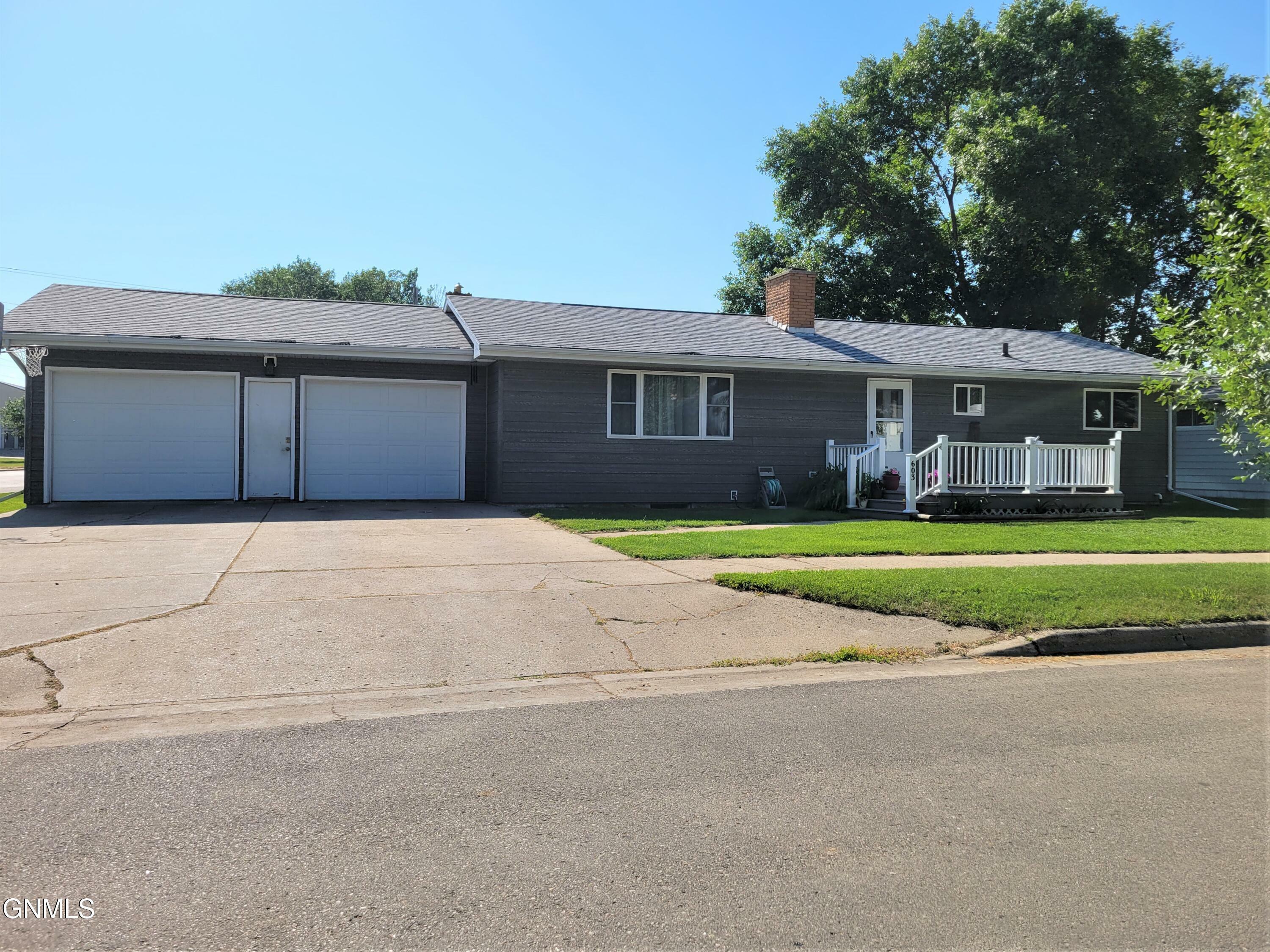 Property Photo:  603 1st Street NE  ND 58540 