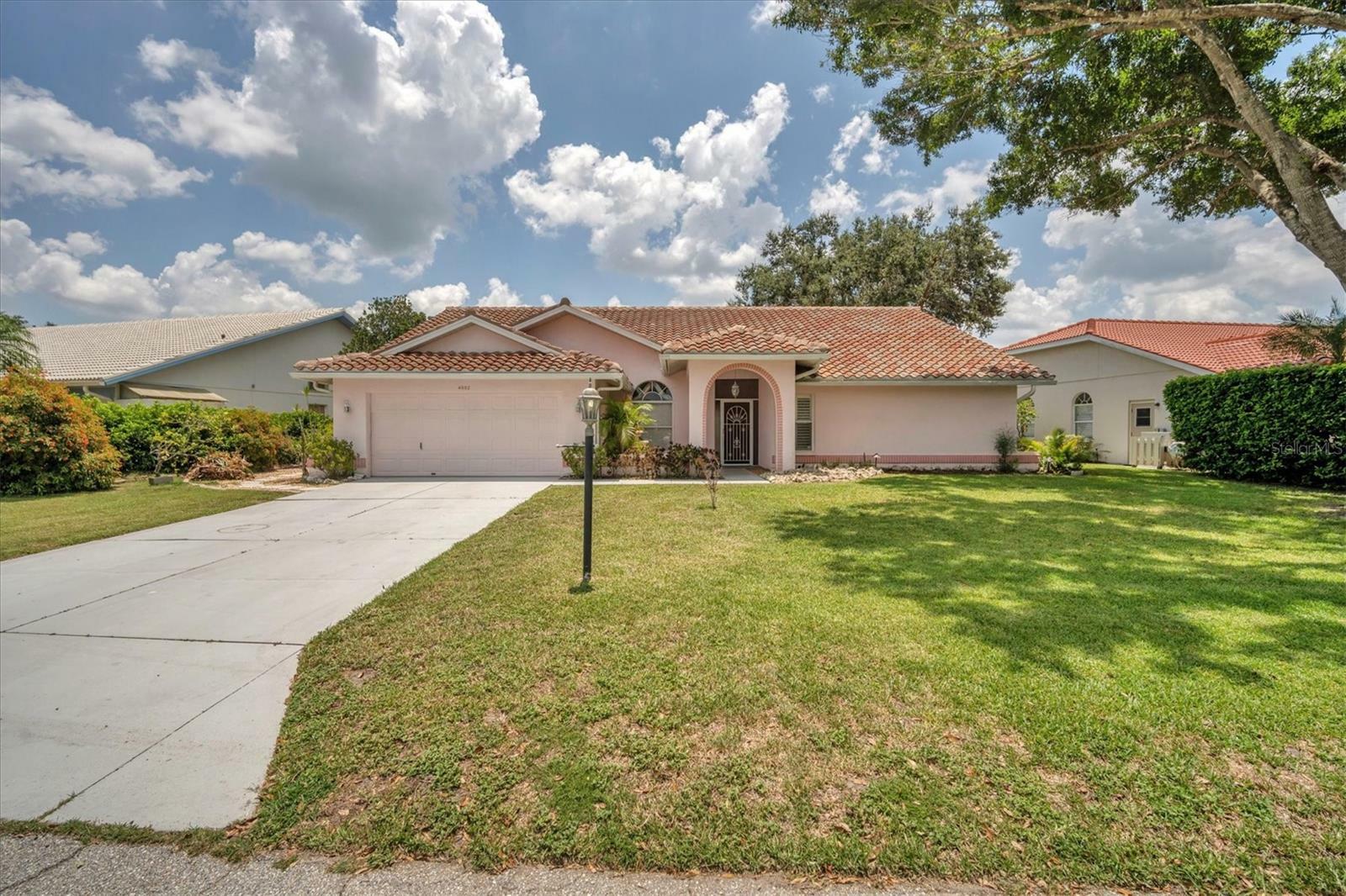 Property Photo: 4552 Del Sol Boulevard FL 34243