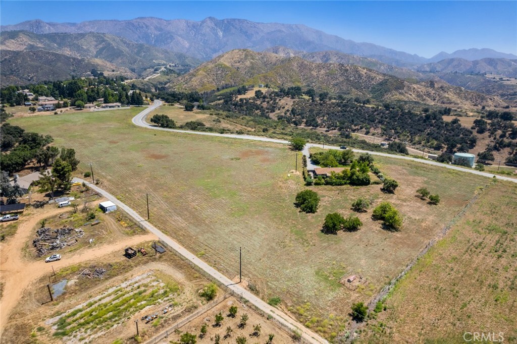 Property Photo:  13400 Oak Glen Road  CA 92399 