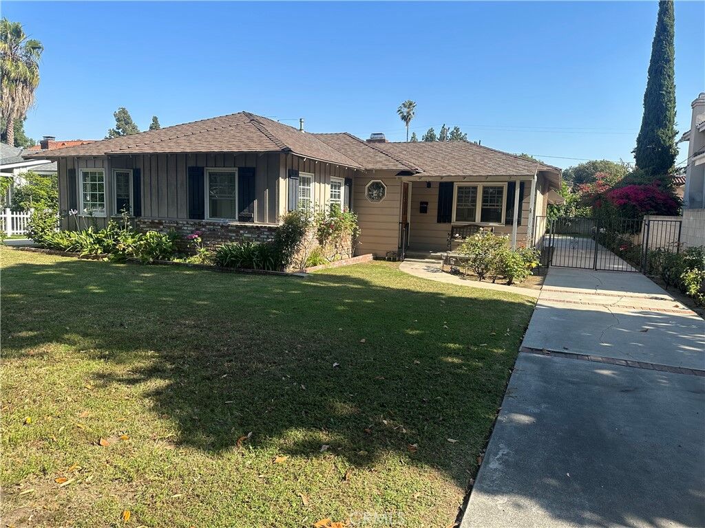 Property Photo:  20 W Magna Vista Avenue  CA 91007 