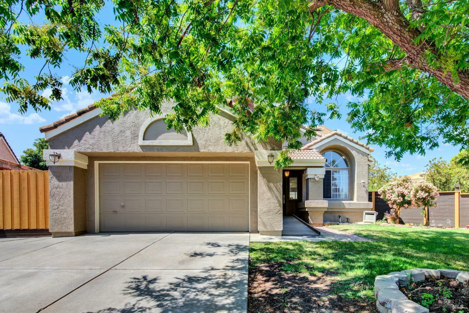 Property Photo:  148 Hunters Glen Court  CA 95687 