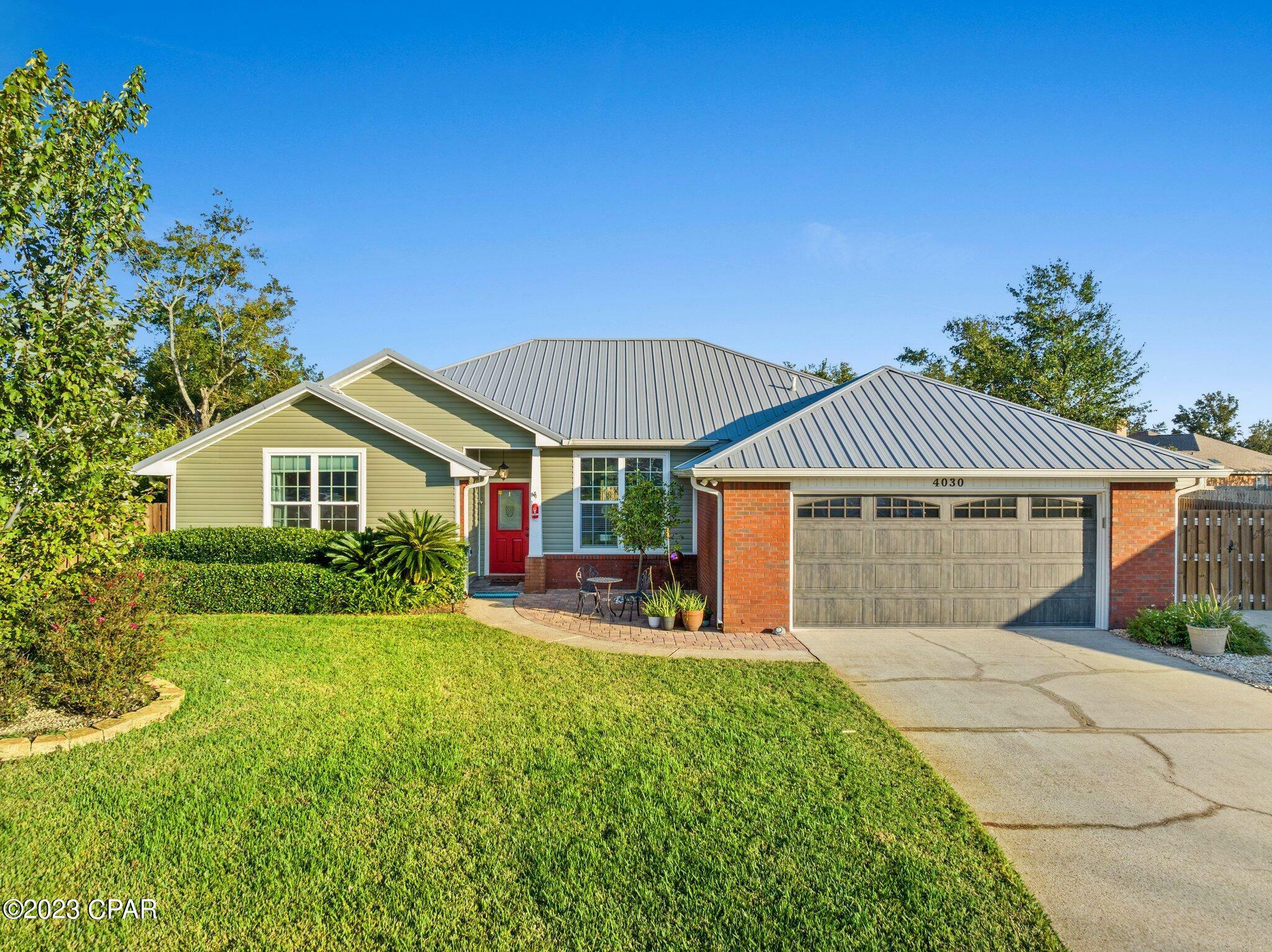 Property Photo: 4030 Mary Louise Drive FL 32405