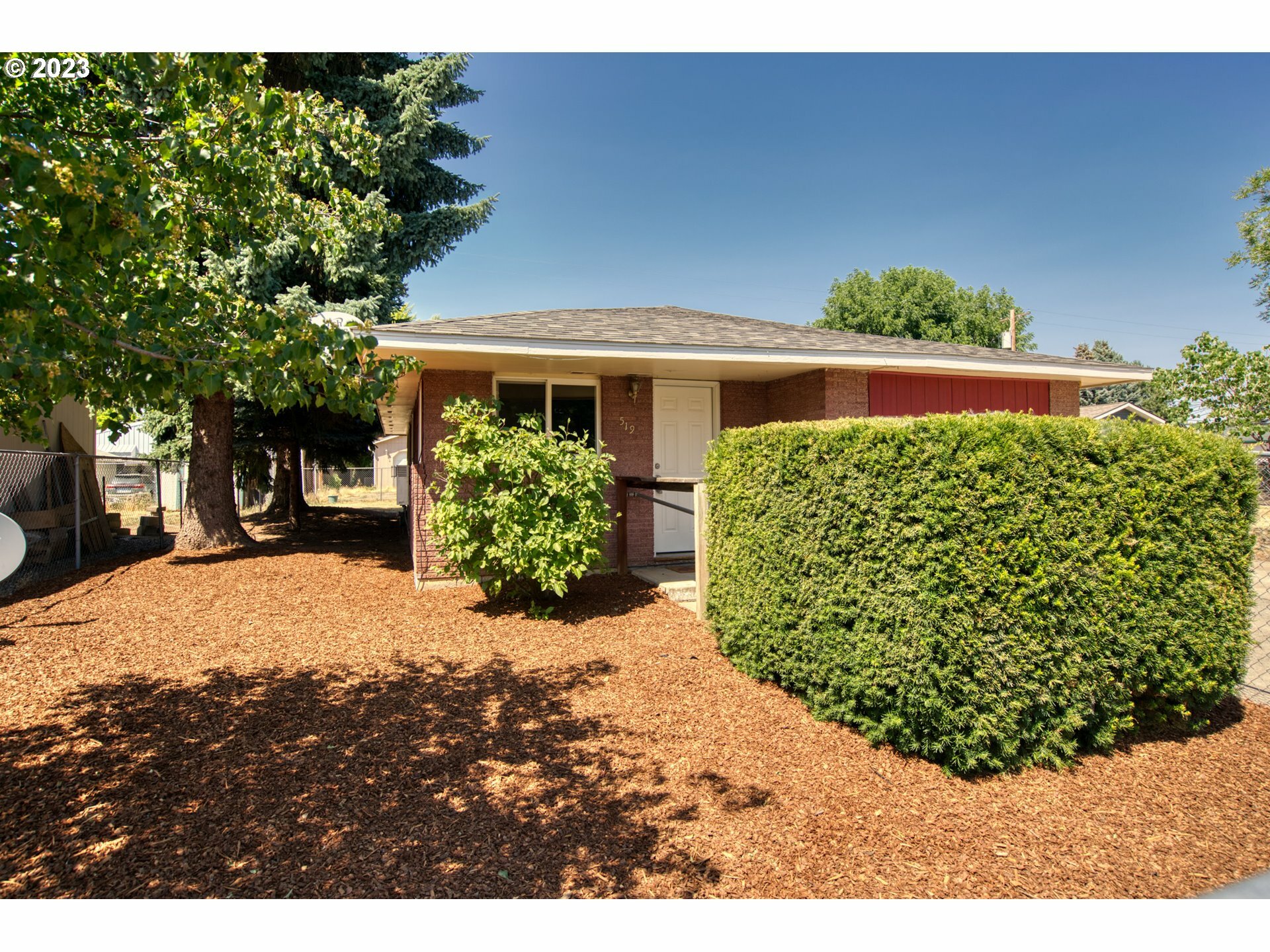 Property Photo:  519 E Court St  WA 98620 