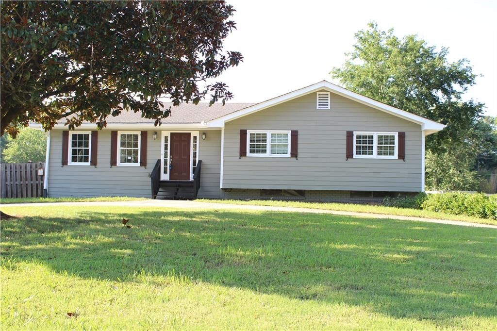 Property Photo: 2061 Joy Ride Drive NE GA 30066