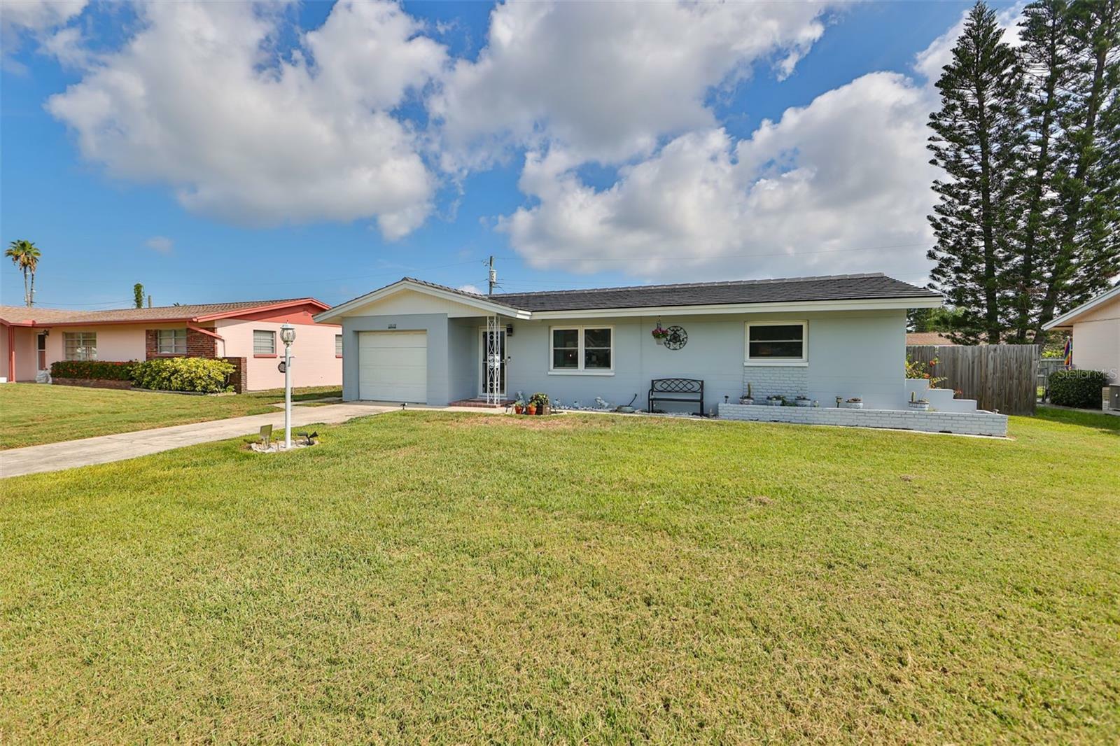 Property Photo:  12119 80th Avenue  FL 33772 