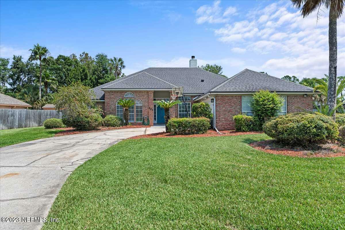 Property Photo:  703 Cherry Street  FL 32266 