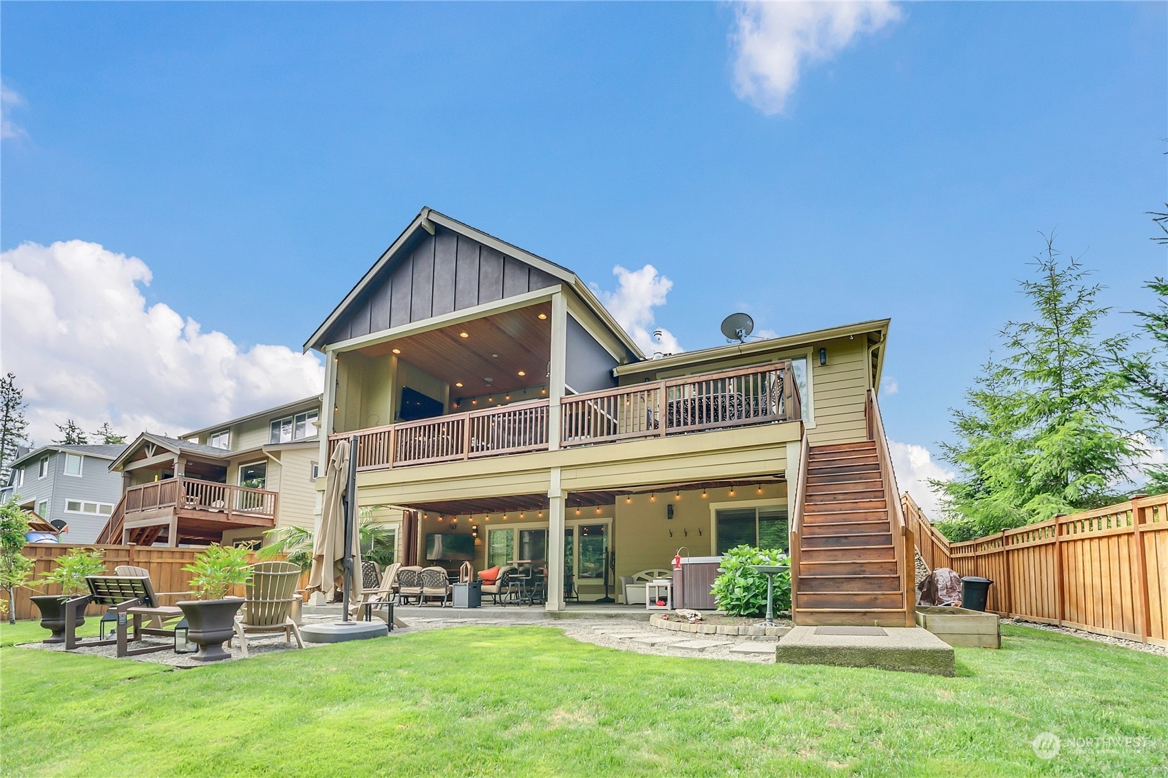 Property Photo: 13501 185th Avenue Ct E WA 98391