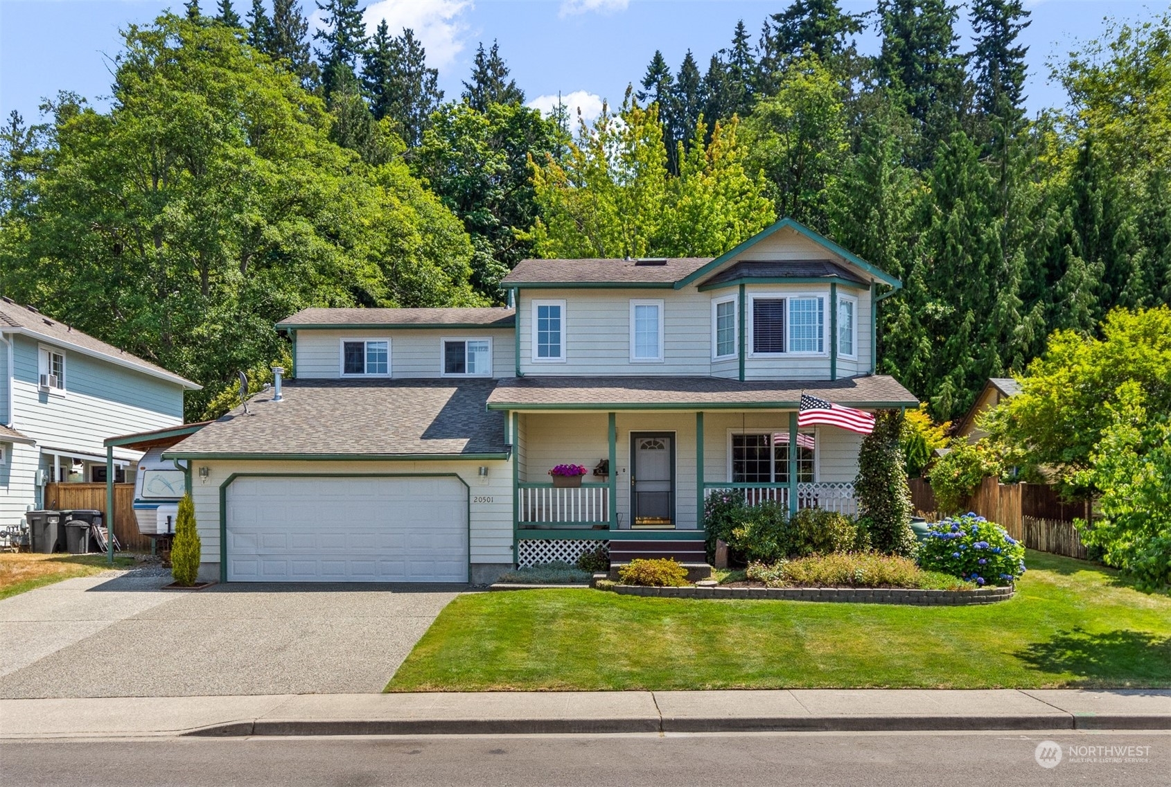 Property Photo:  20501 81st Drive NE  WA 98223 