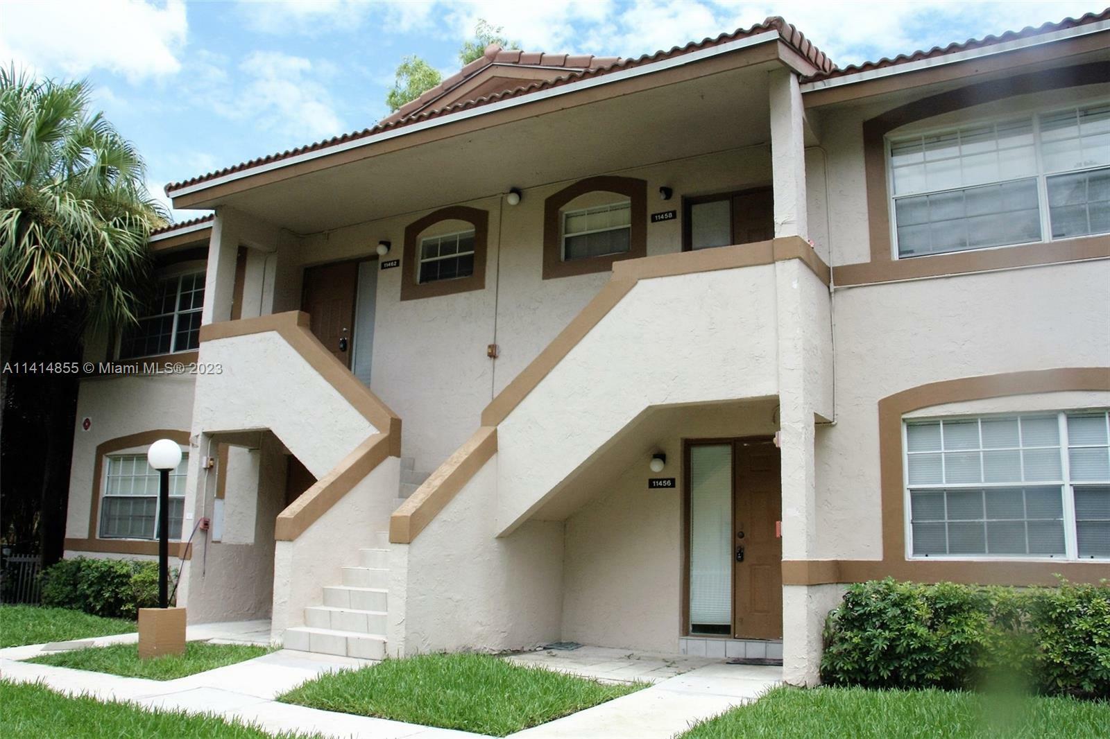 Property Photo: 11462 NW 43rd St 11462 FL 33065
