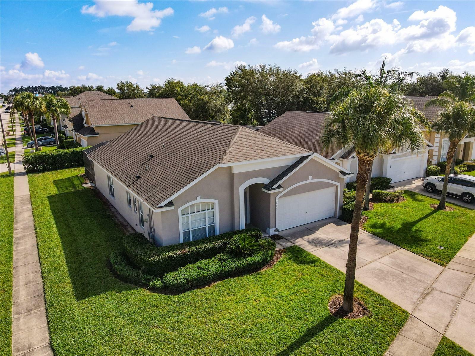 Property Photo:  16741 Glenbrook Blvd  FL 34714 