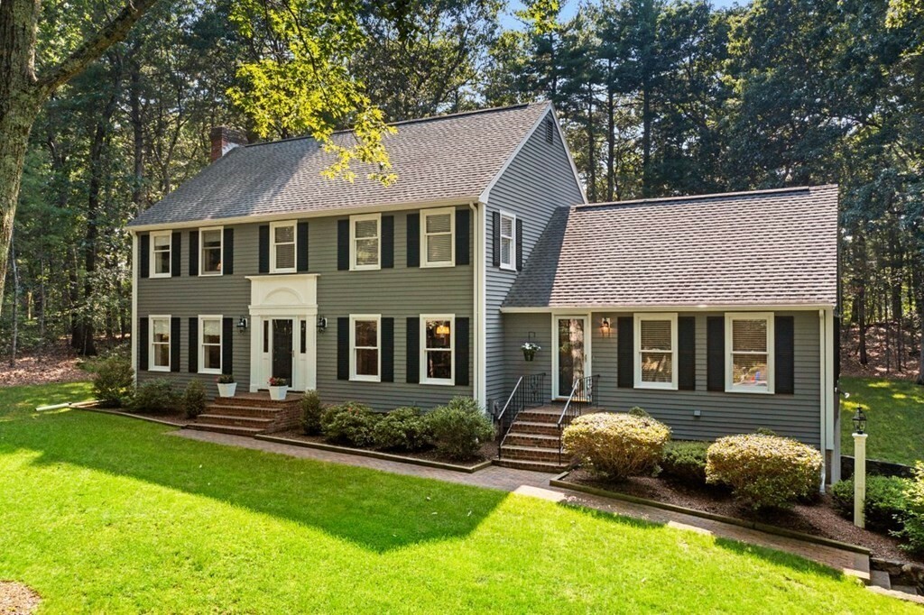 Property Photo: 88 Carlton Ln MA 01845
