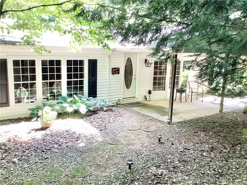 Property Photo: 538 Paris Colliers Rd PA 15021