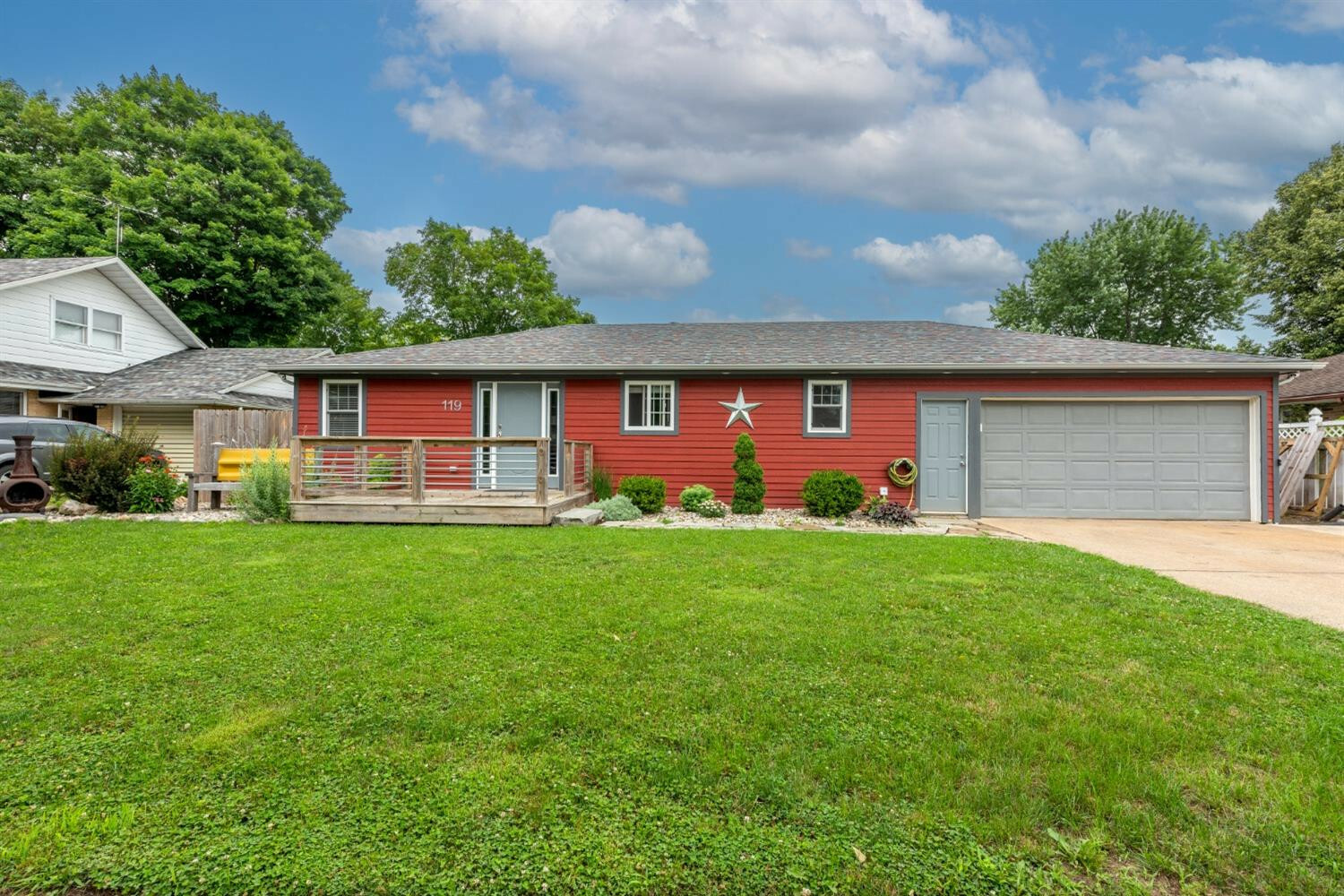 Property Photo: 119-119 David Court IN 46350
