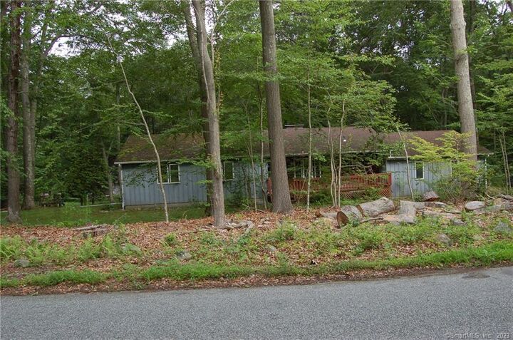 229 Massapeag Road  Montville CT 06382 photo