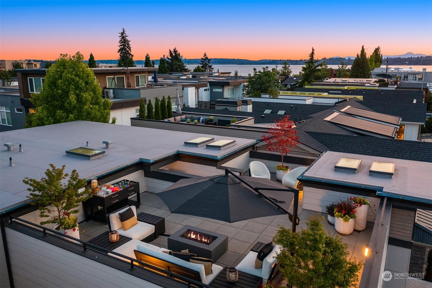 Property Photo: 231 3rd Avenue S WA 98033
