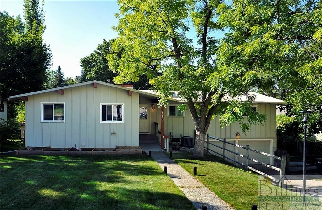 Property Photo: 2230 Fairway MT 59102