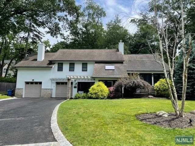 Property Photo:  106 Oak Avenue  NJ 07656 