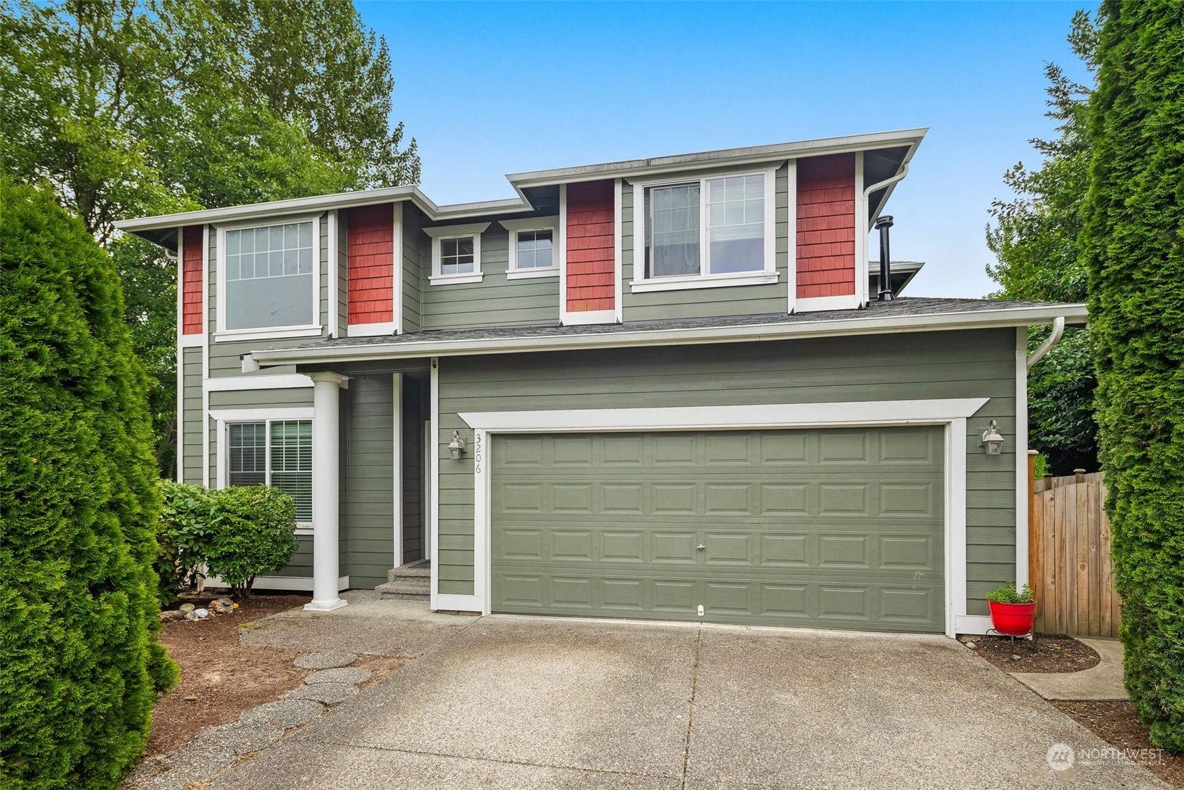 Property Photo:  3206 96th Place SE  WA 98208 