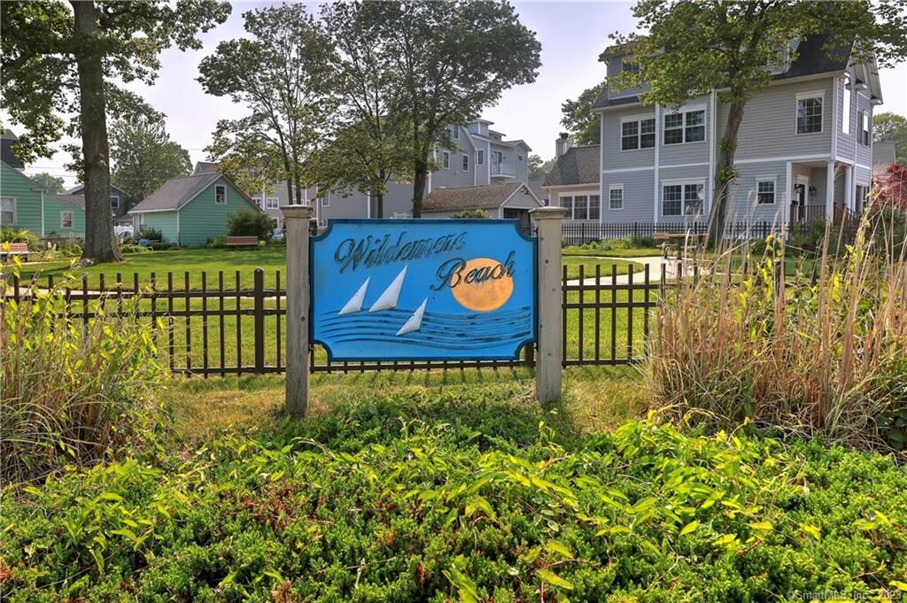 Property Photo:  39 Wildwood Avenue  CT 06460 