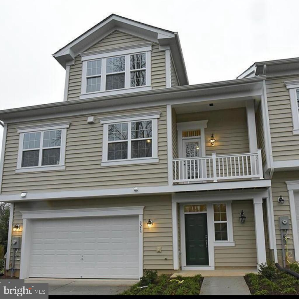 Property Photo: 3574 Huntley Manor Lane VA 22306