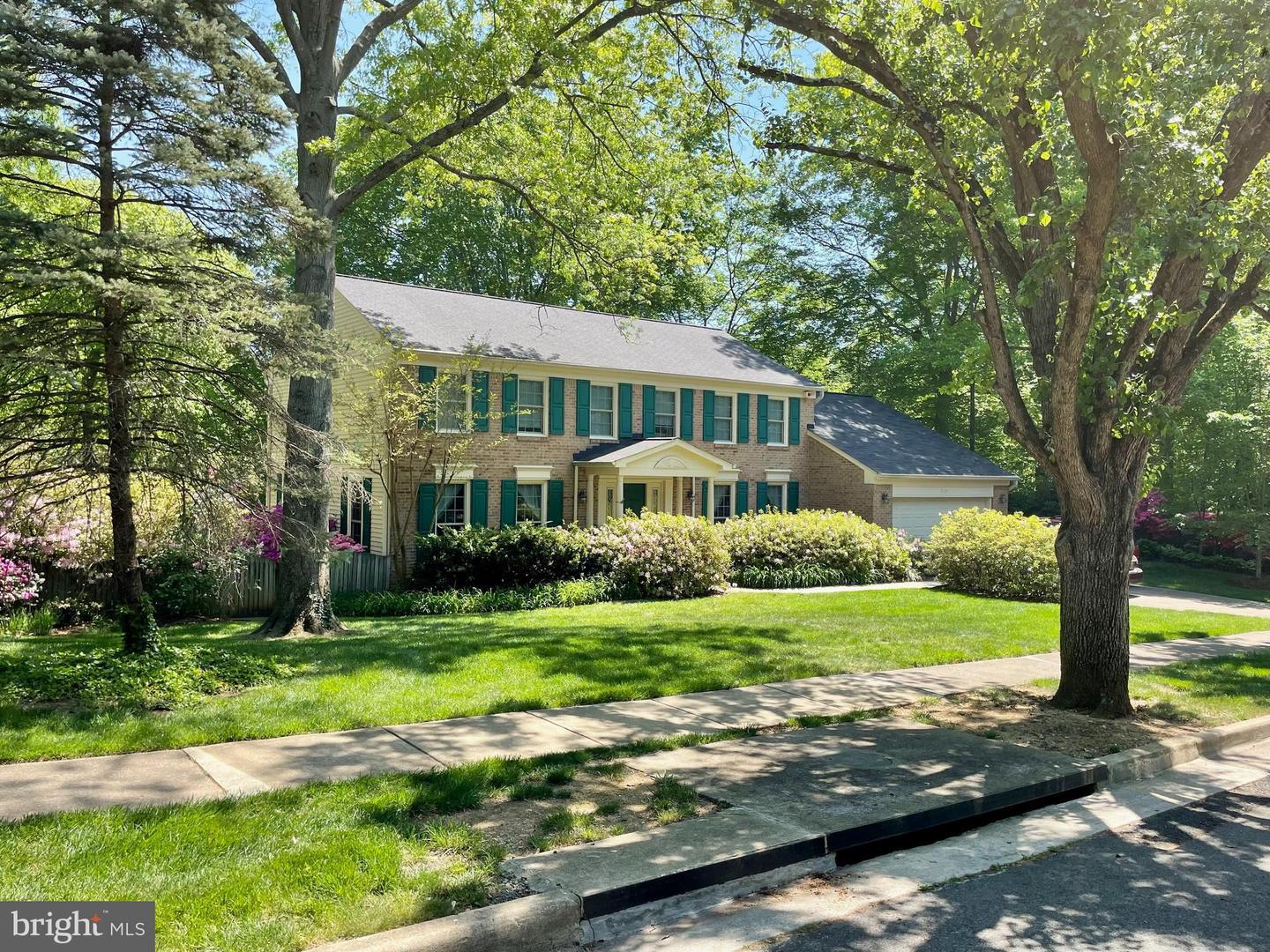 515 Fort Williams Parkway  Alexandria VA 22304 photo