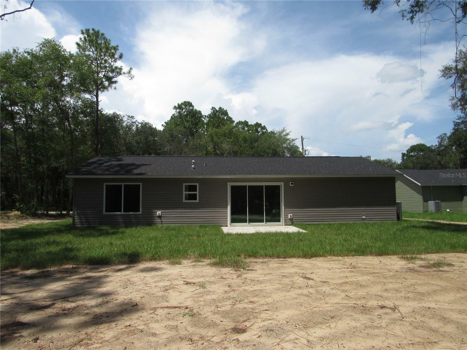 Property Photo: 5910 SE 170 Court FL 32179