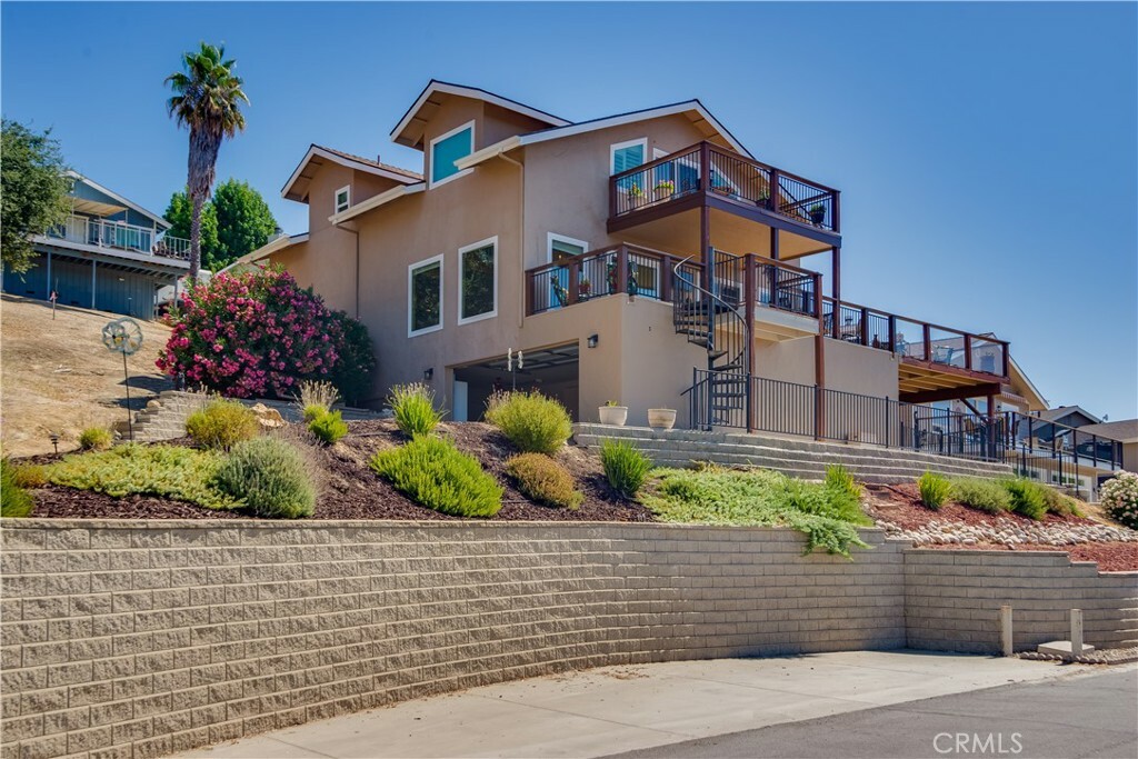 Property Photo:  8765 Pronghorn Court  CA 93426 