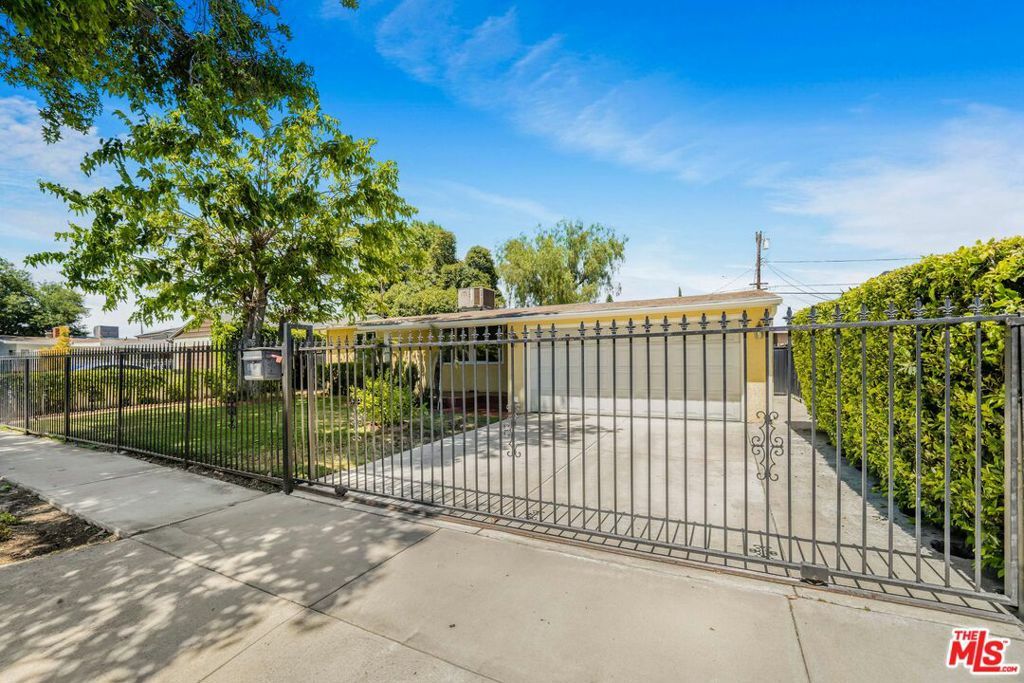 Property Photo:  6616 Ampere Avenue  CA 91606 