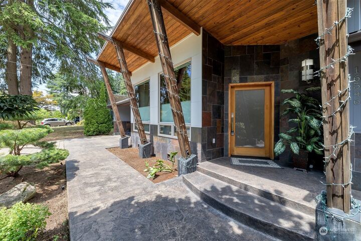 Property Photo:  16546 NE 99th Street  WA 98052 