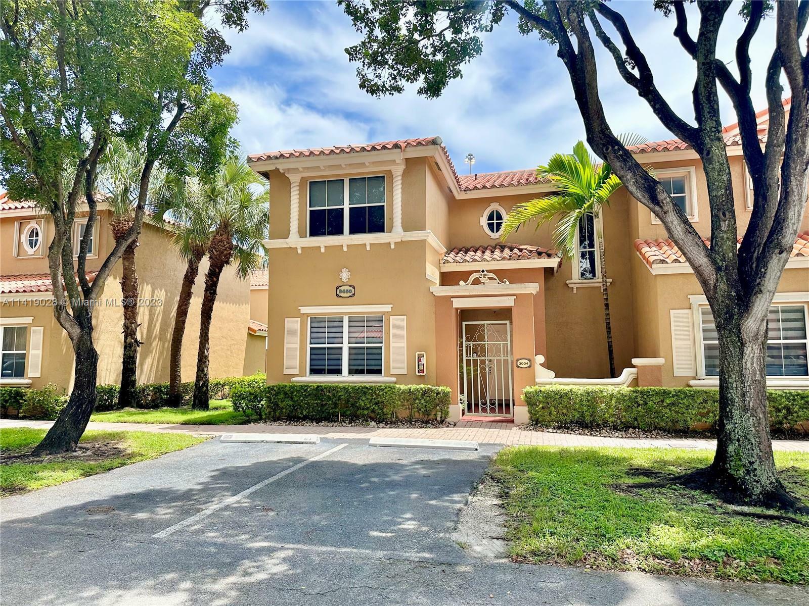 Property Photo: 8450 NW 138th Ter 3004 FL 33016