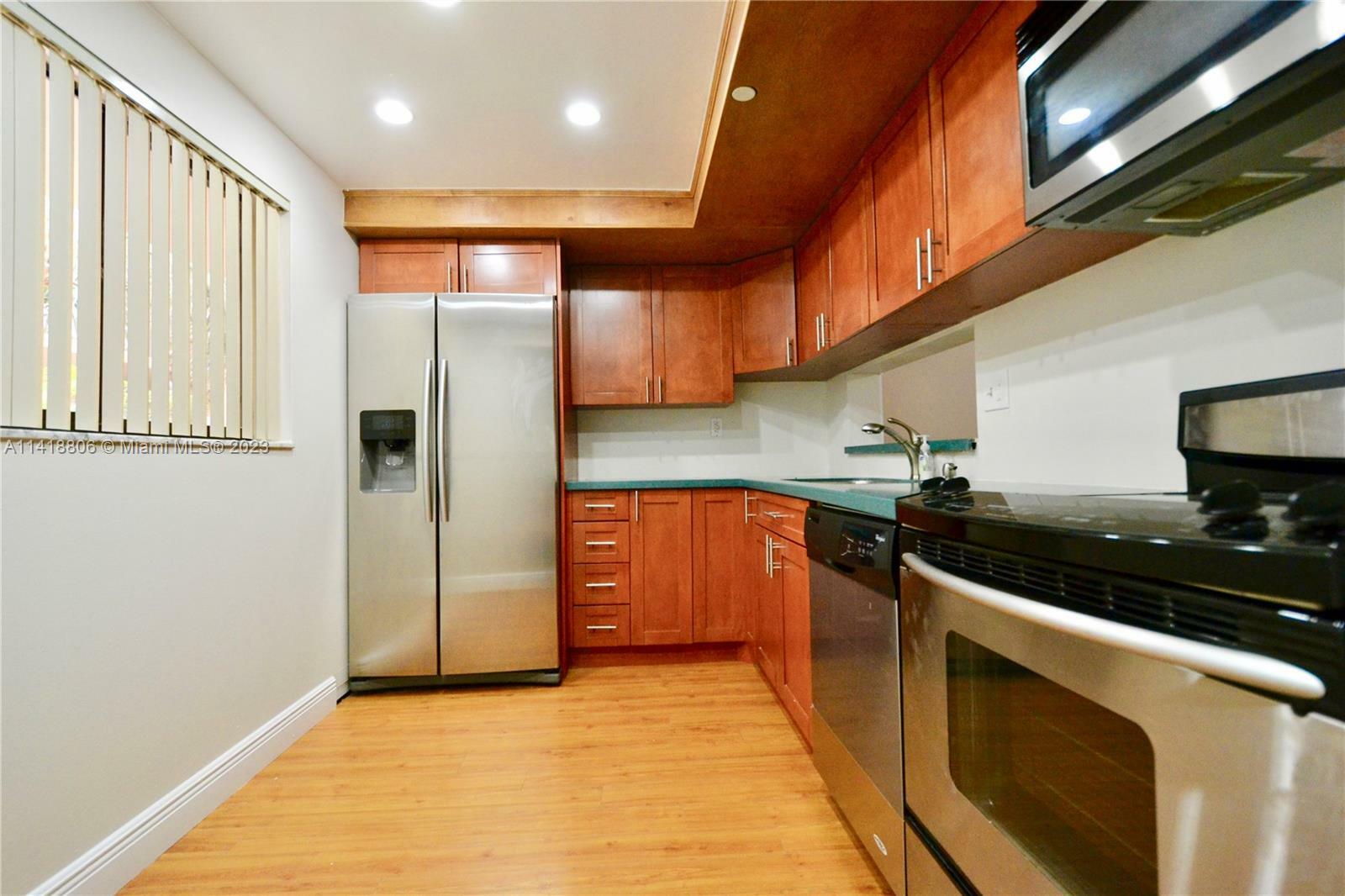 Property Photo: 8700 SW 133rd Ave Rd 315 FL 33183