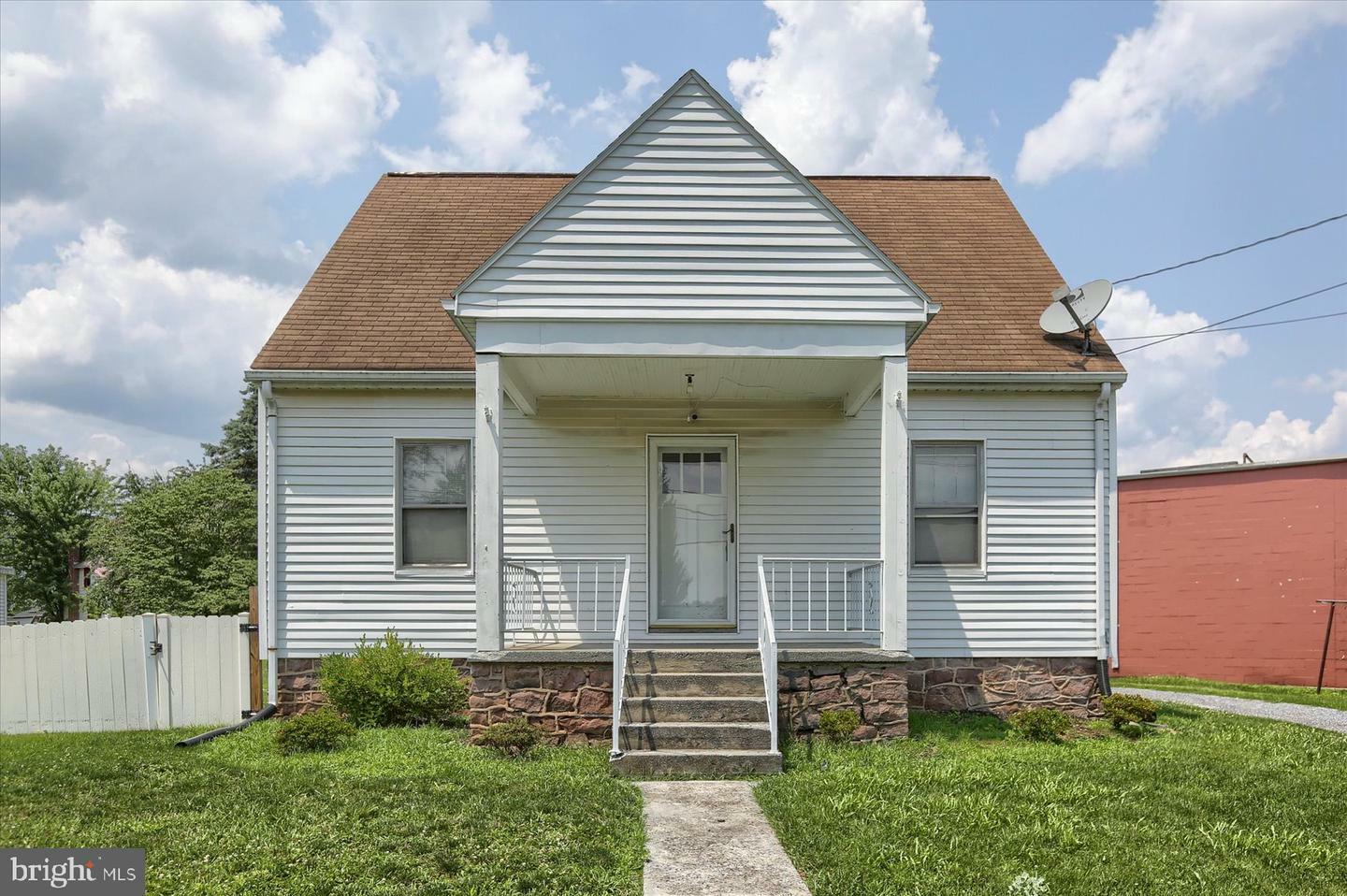 Property Photo:  3221 Davidsburg Road  PA 17315 