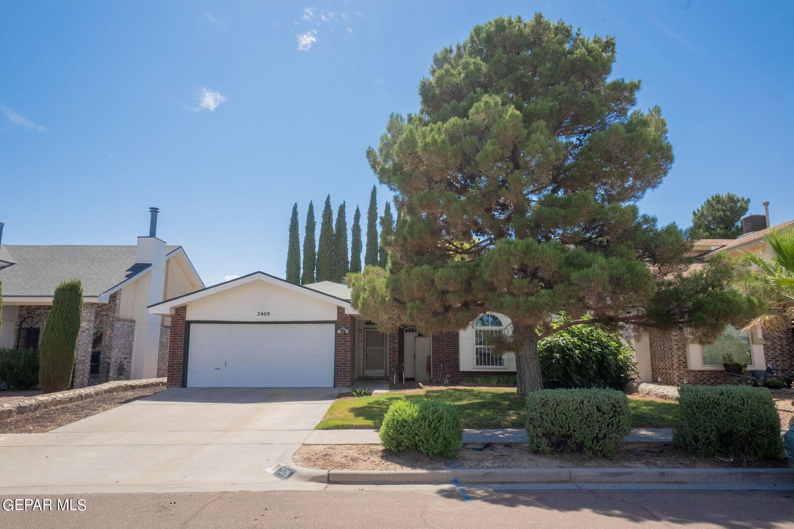 Property Photo: 2409 John Cox Place TX 79936