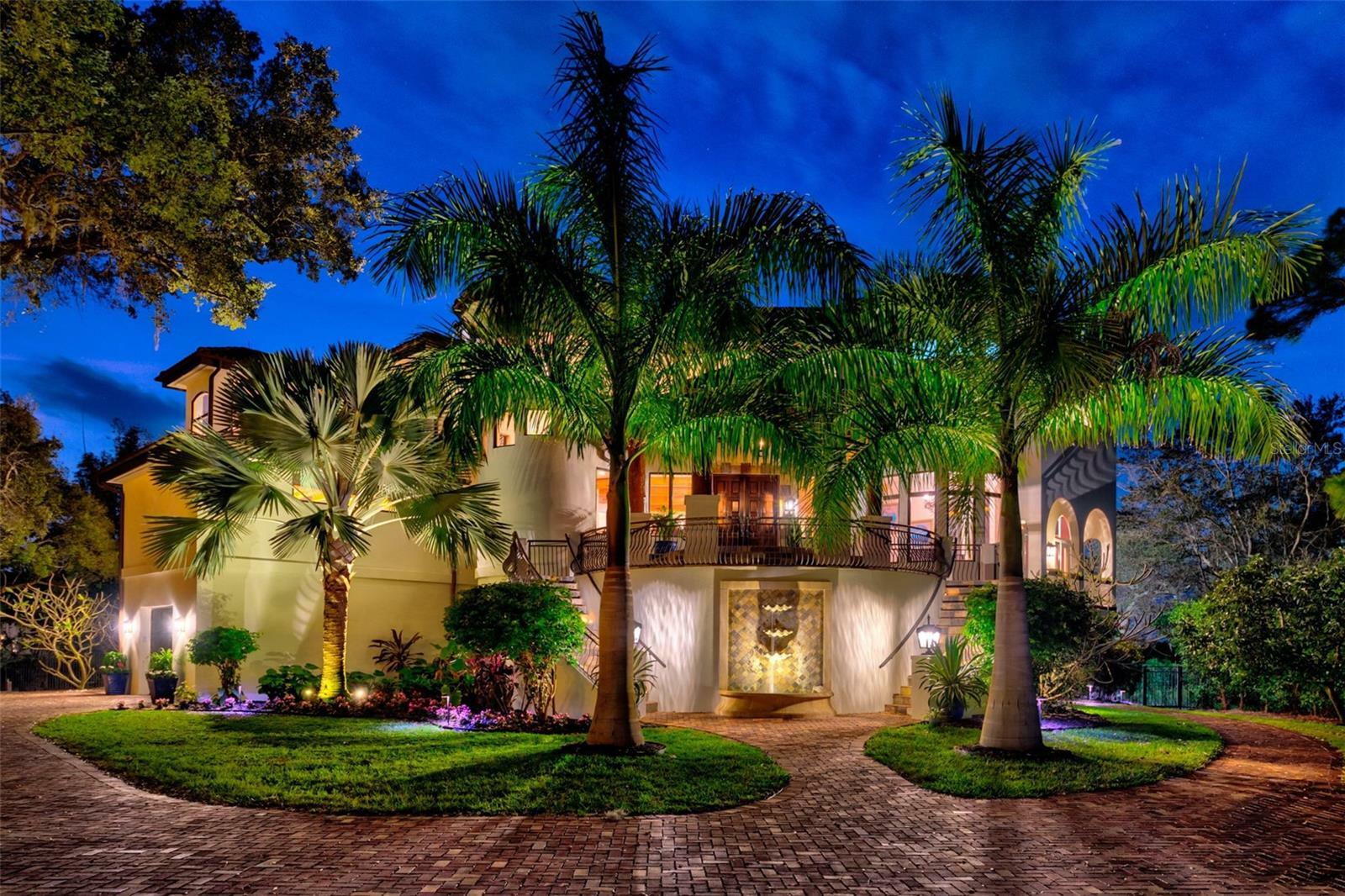 Property Photo: 303 Banana Street FL 34683