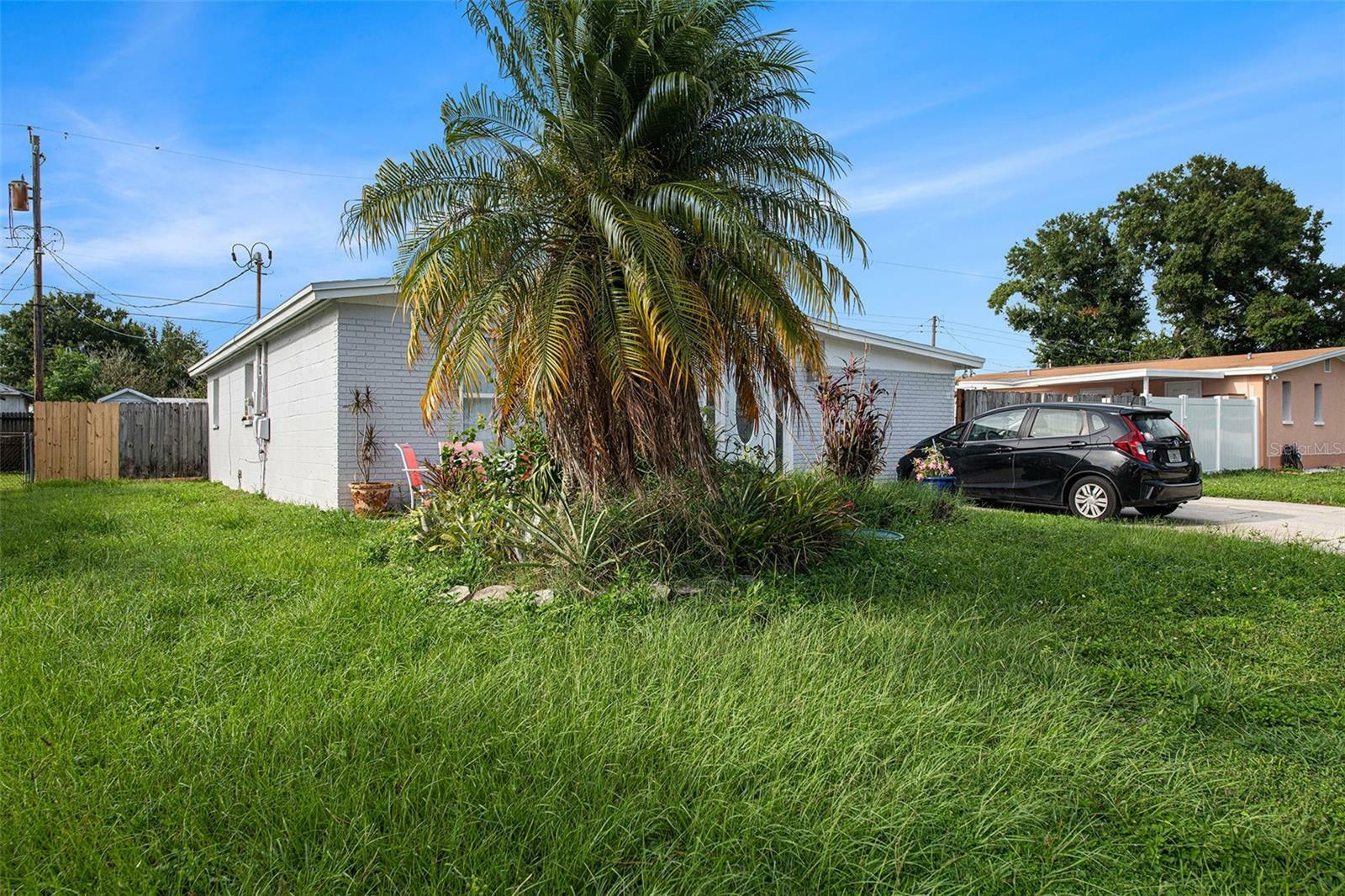 Property Photo: 4525 W North Street FL 33614