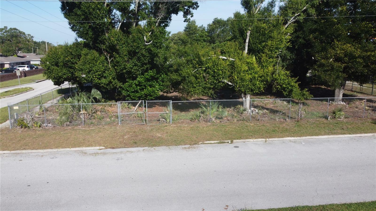 Property Photo:  524 S 3rd Street  FL 33853 