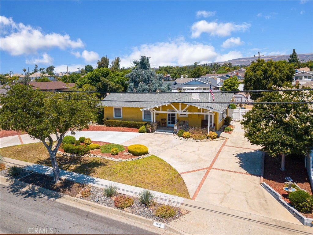 Property Photo:  17131 Orange Drive  CA 92886 